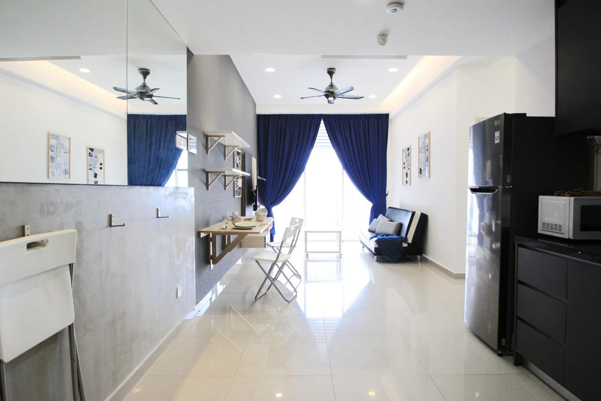 Ferienwohnung Cozy, High-Floor 2Br Apt Near Legoland Nusajaya  Exterior foto