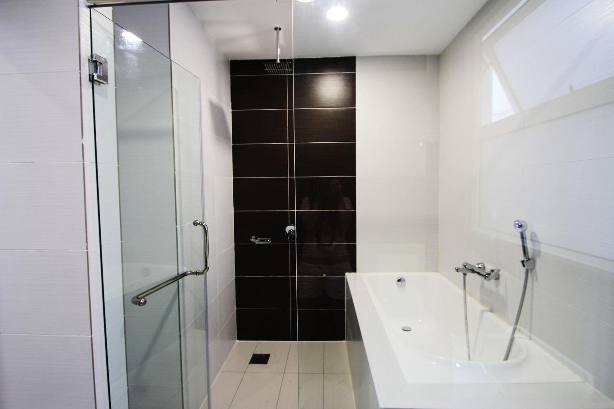 Ferienwohnung Cozy, High-Floor 2Br Apt Near Legoland Nusajaya  Exterior foto