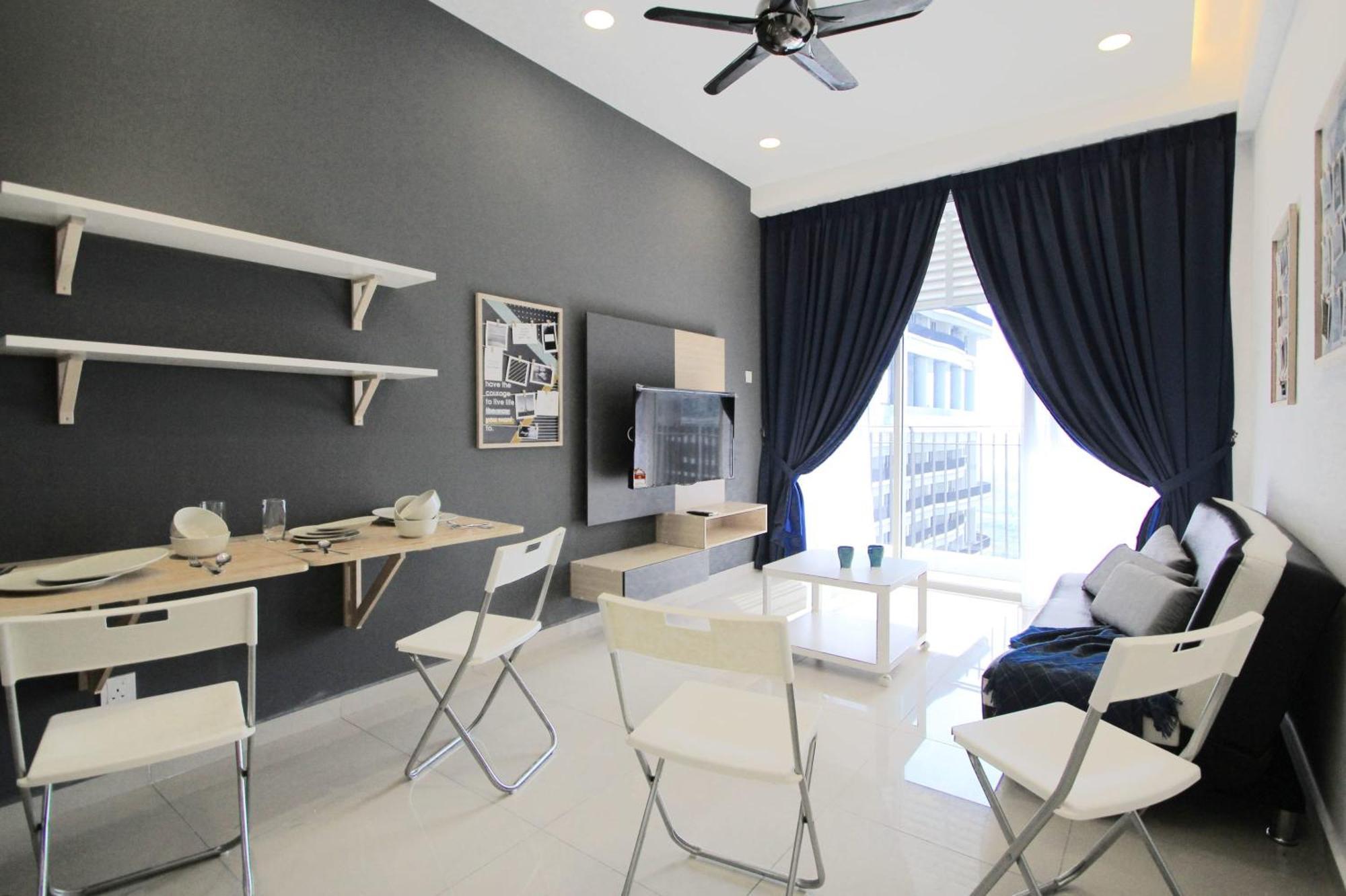 Ferienwohnung Cozy, High-Floor 2Br Apt Near Legoland Nusajaya  Exterior foto